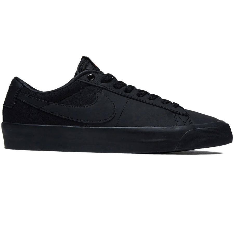 Nike SB Zoom Blazer Low Pro GT (Triple Black)