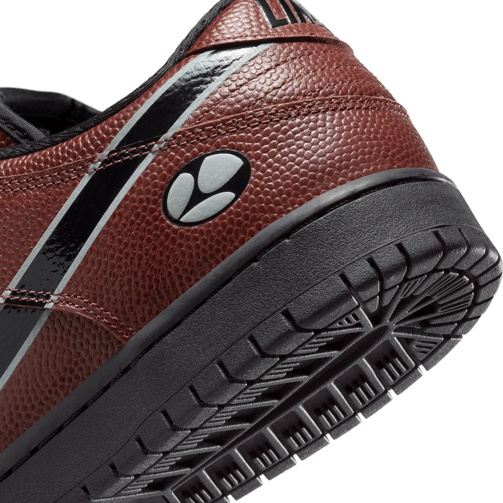 NIKE SB DUNK LOW PRO QS (DARK PONY/BLACK-SILVER-WHITE)