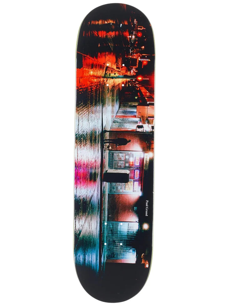 Polar Paul Grund 5th Street Deck